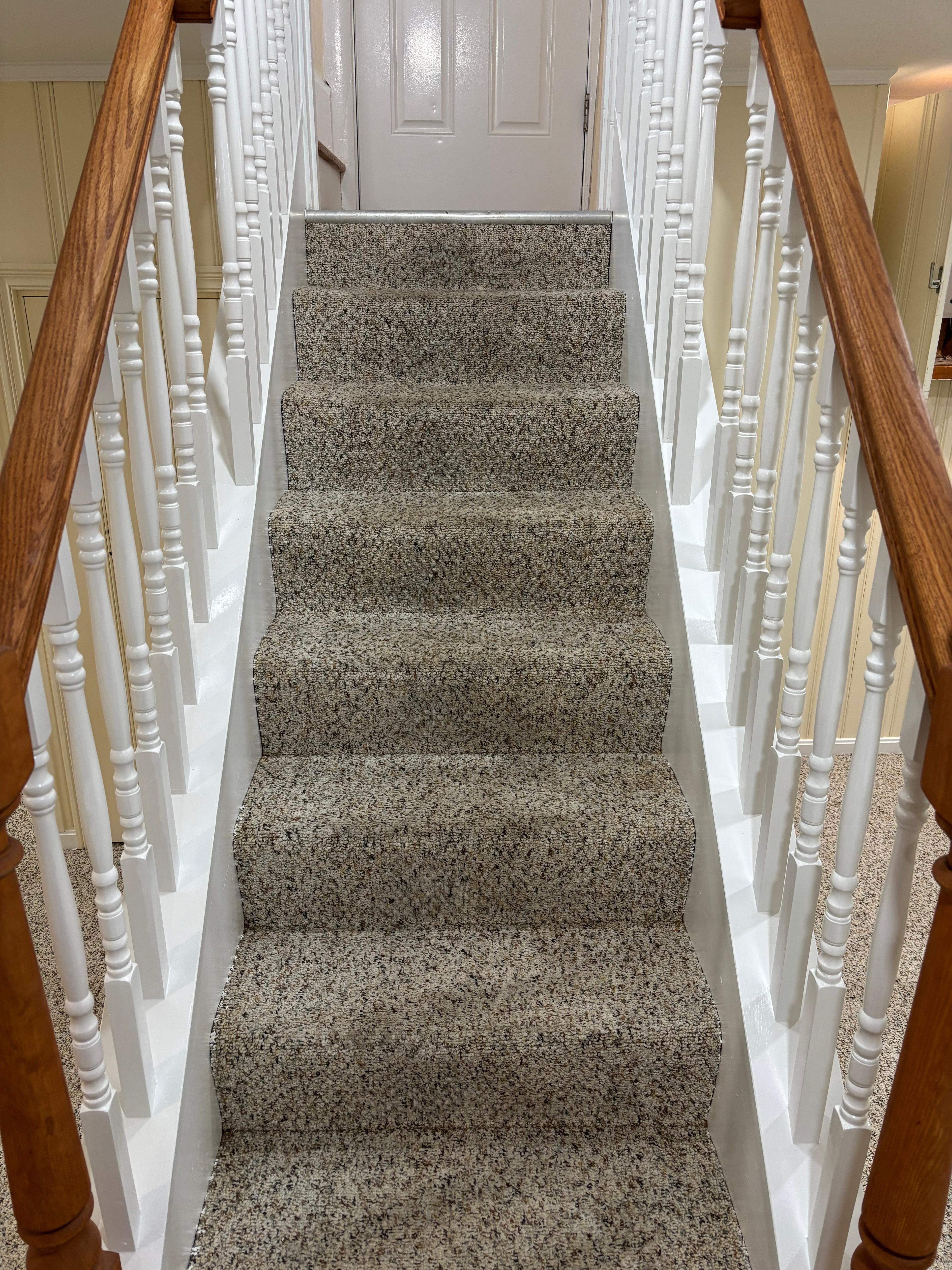 Room carpet cleaning — after